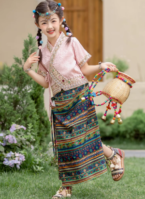 Modern Lao women's clothing